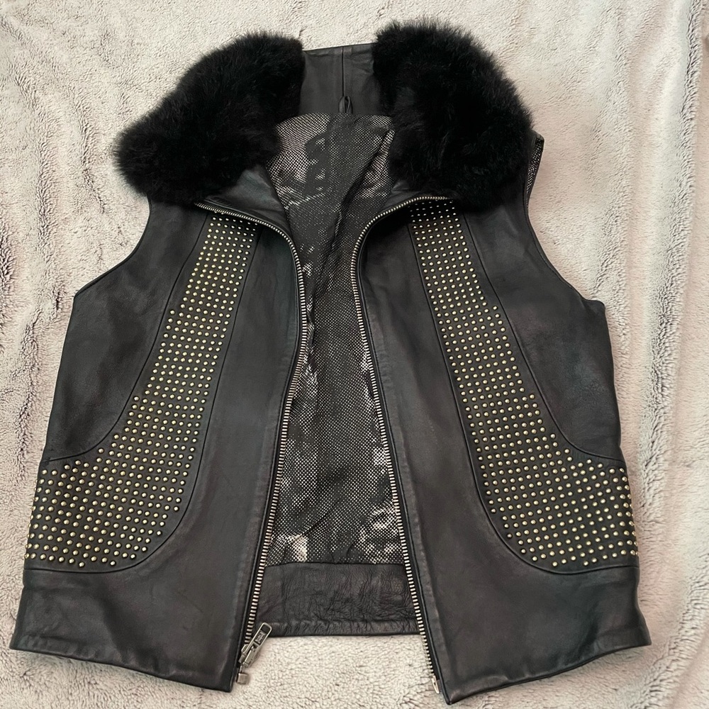 Ernte genuine leather vest with gold stud detail - Picture 2 of 16